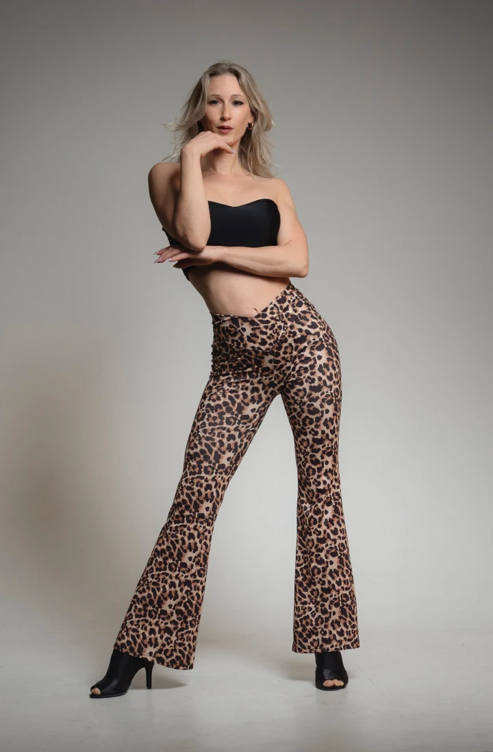 Portrait of Florence Vouriot — founder and owner of BachataZouk Royals Congress.